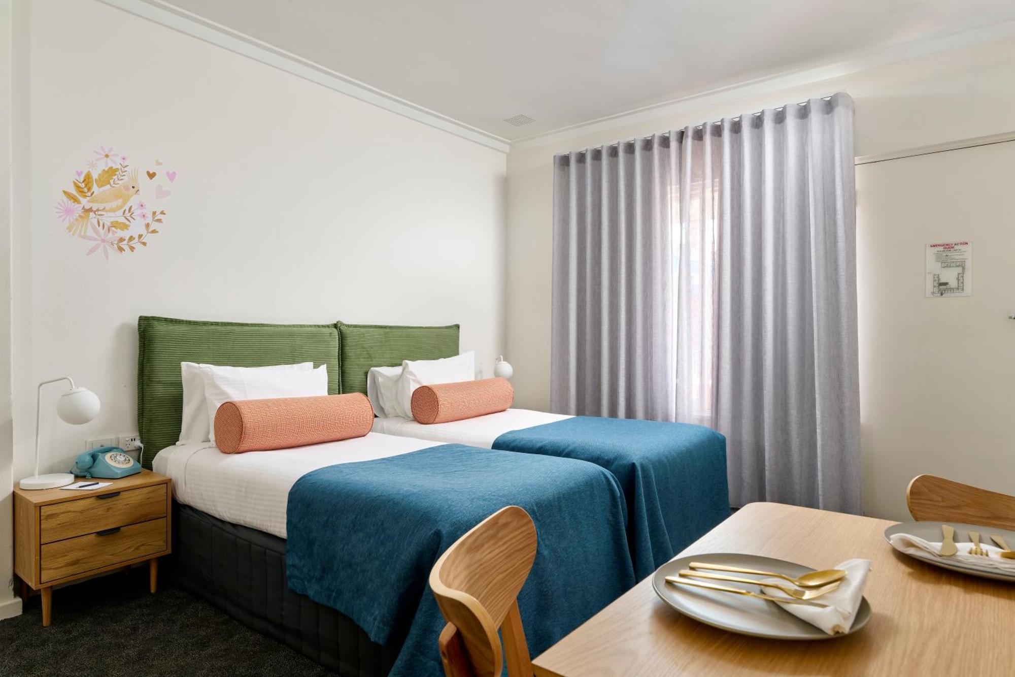 Baileys Parkside Motel By Vetroblu Perth Exterior photo