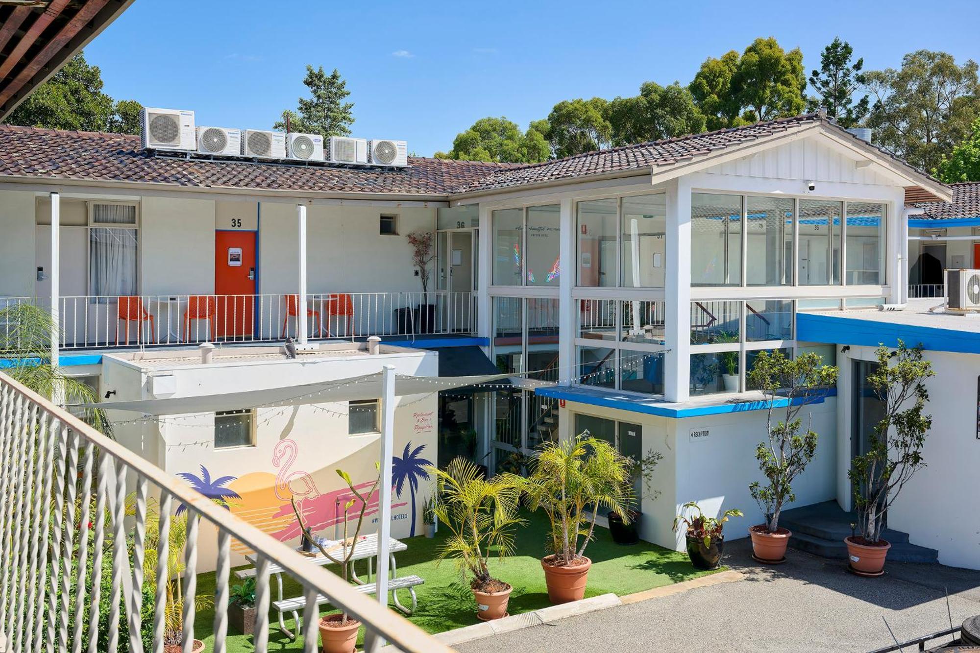 Baileys Parkside Motel By Vetroblu Perth Exterior photo